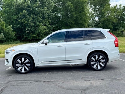 2024 Volvo XC90 Recharge Plug-In Hybrid T8 Plus Bright Theme 7 Passenger